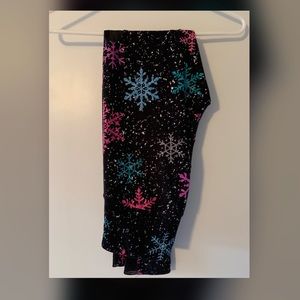 Snowflake leggings